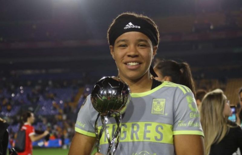 Mia Fishel Copa Amazonas Champions